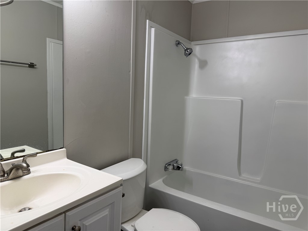 150 Maple Drive Ellabell, GA 31308 - Photo 31 of 42 Common Bath