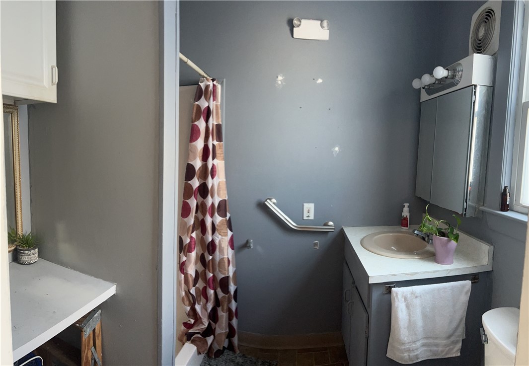 612 South Main Street Woonsocket, RI 02895 - Photo 7 of 34 Gallery Image 7