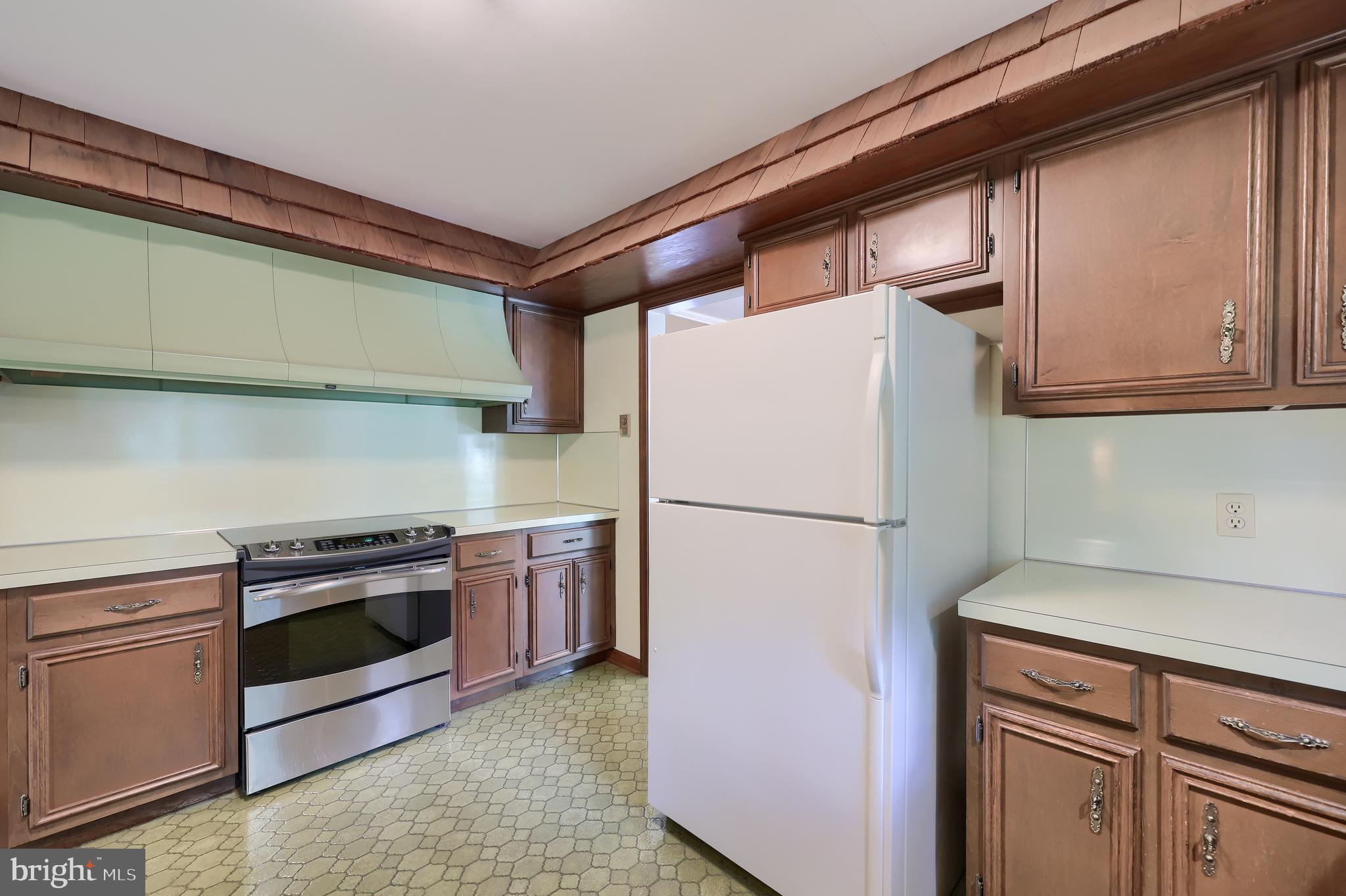 1113 Mill Mar Road Lancaster, PA 17601 - Photo 17 of 66 Gallery Image 17