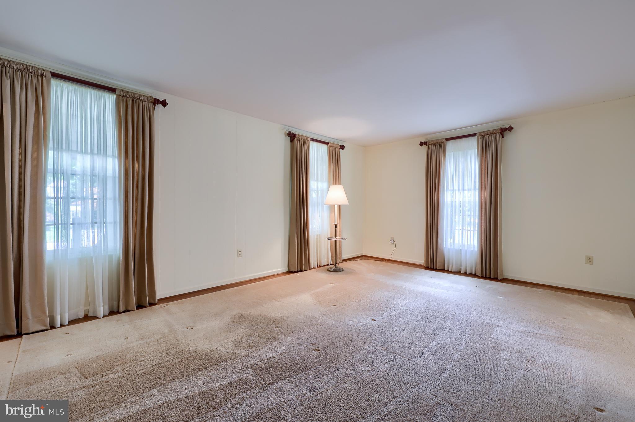1113 Mill Mar Road Lancaster, PA 17601 - Photo 7 of 66 Gallery Image 7