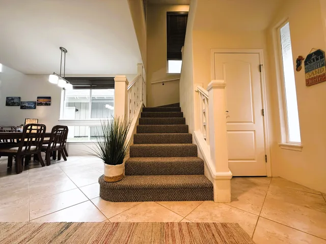 a view of entryway and hall