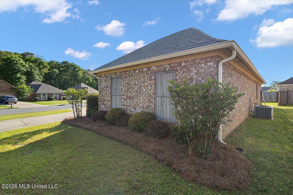 301 Ridge Pointe Drive Brandon, MS 39042 - Photo 3 of 24 02-HTP_9012