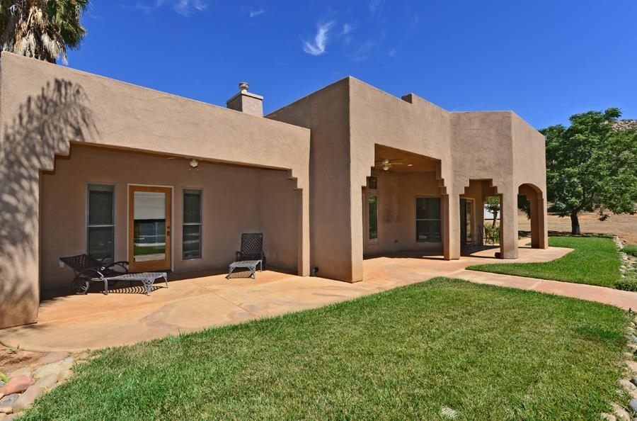 26199 Matlin Road Ramona, CA 92065 - Photo 19 of 20 Gallery Image 19