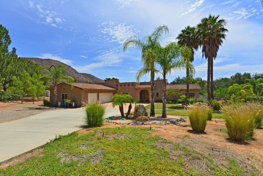 26199 Matlin Road Ramona, CA 92065 - Photo 3 of 20 Gallery Image 3