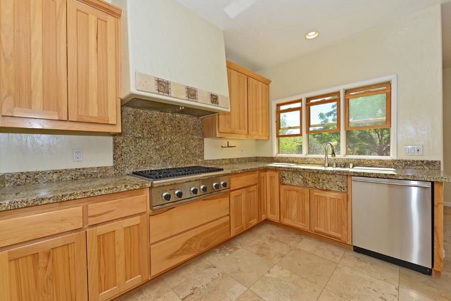 26199 Matlin Road Ramona, CA 92065 - Photo 10 of 20 Gallery Image 10