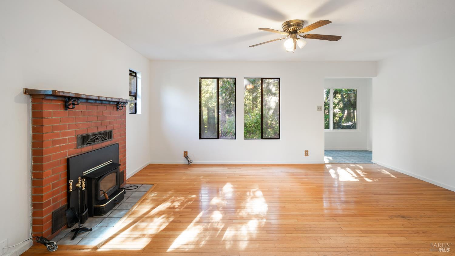 9901 Occidental Road Sebastopol, CA 95472 - Photo 7 of 55