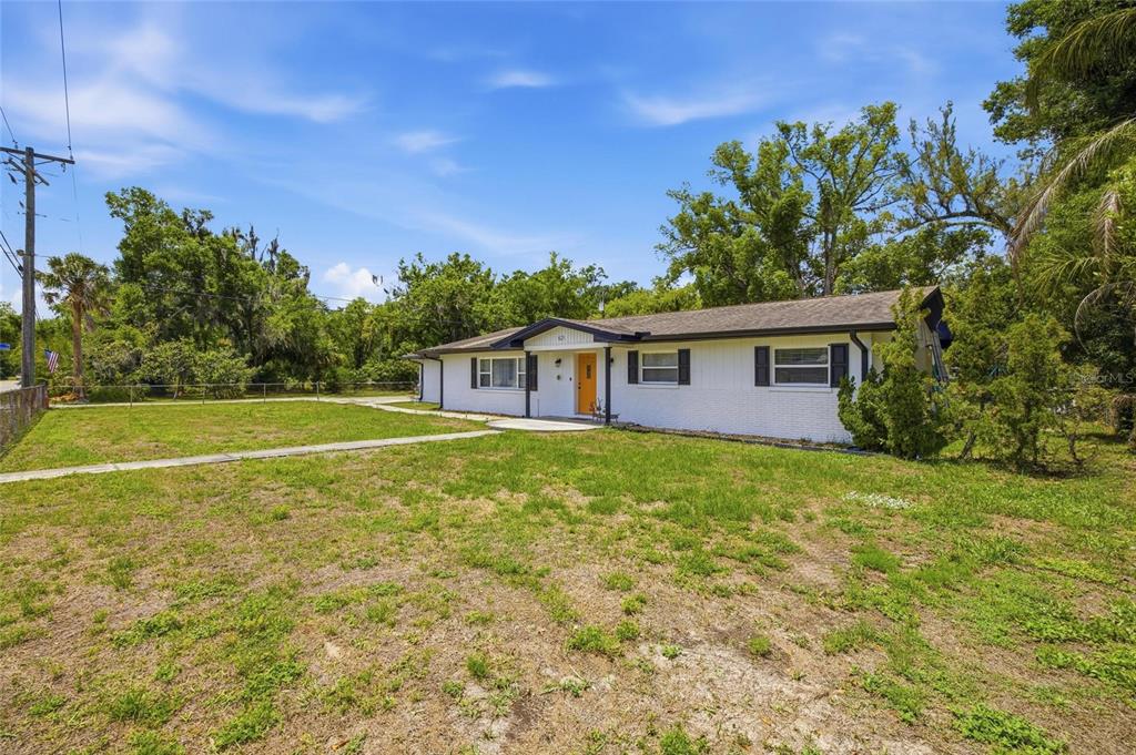 521 West Lutz Lake Fern Road Lutz, FL 33548 - Photo 3 of 40