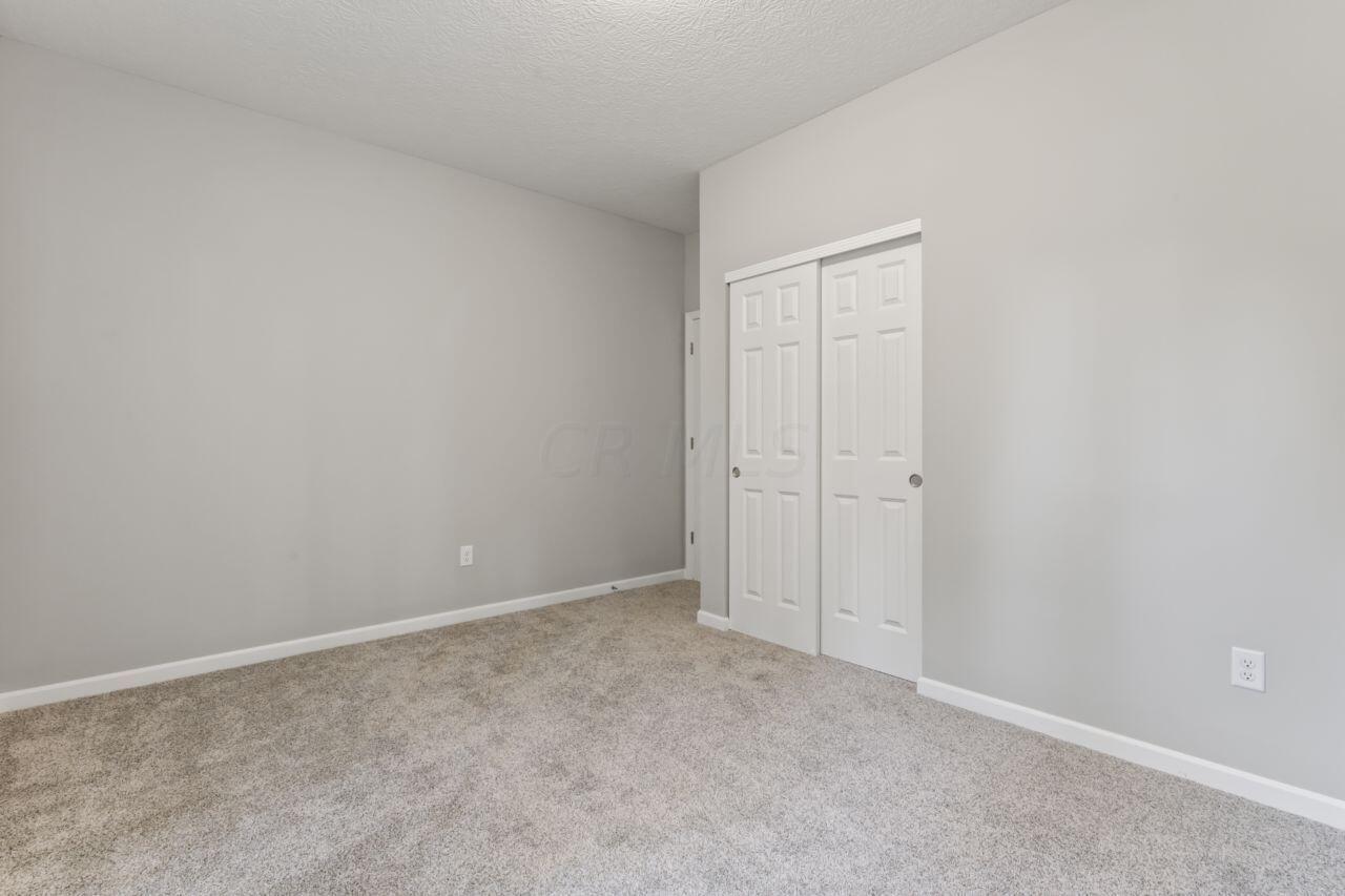 1837 Lehner Road Columbus, OH 43224 - Photo 8 of 34 1836 Lehner Road 008