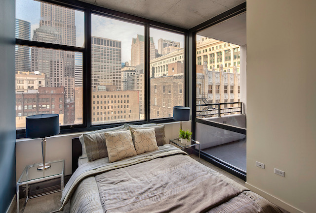 235 West Van Buren Street, Unit 4222 Chicago, IL 60607 - Photo 4 of 4