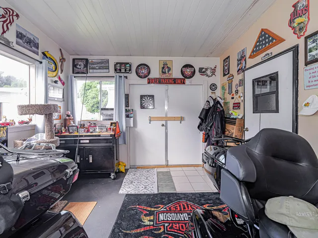 a front view of house with yard and porch