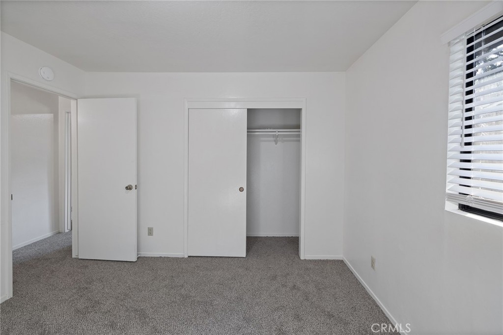 49400 River Park Road, Unit 17 Oakhurst, CA 93644 - Photo 22 of 34