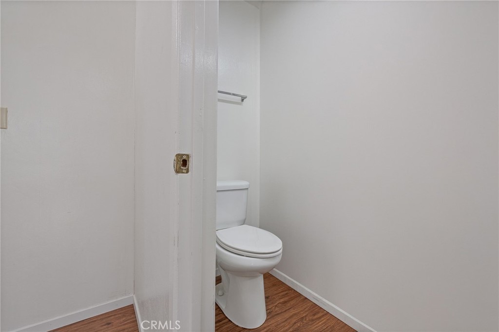 49400 River Park Road, Unit 17 Oakhurst, CA 93644 - Photo 32 of 34 Downstairs 1/2 bath
