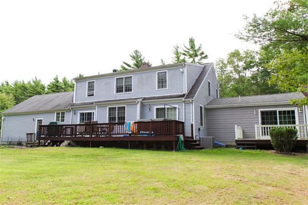 32 Gammons Road Acushnet, MA 02743 - Photo 5 of 29