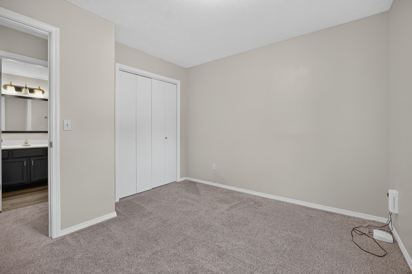 8 Rounds Road Bloomington, IL 61704 - Photo 29 of 46