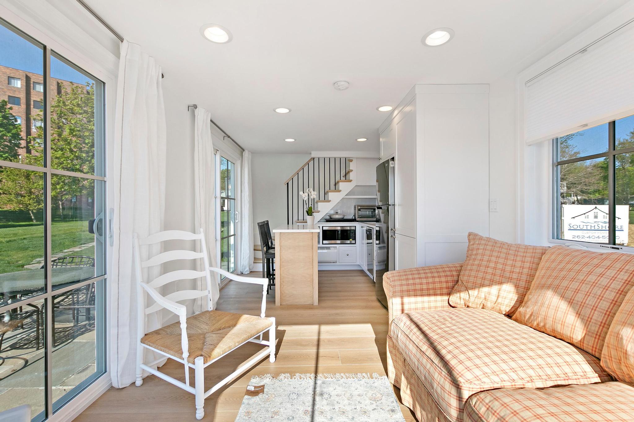 3 North Walworth Avenue, Unit B Williams Bay, WI 53191 - Photo 6 of 16 3 N Walworth, Williams Bay, WI5