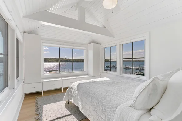 $5,000 | 3 North Walworth Avenue, Unit B, Williams Bay, WI 53191