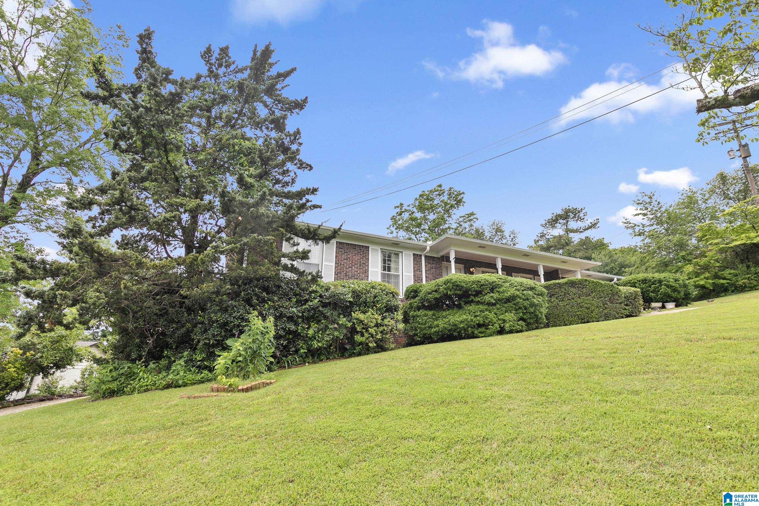 5829 Southcrest Road Birmingham, AL 35213 - Photo 4 of 34 Gallery Image 4