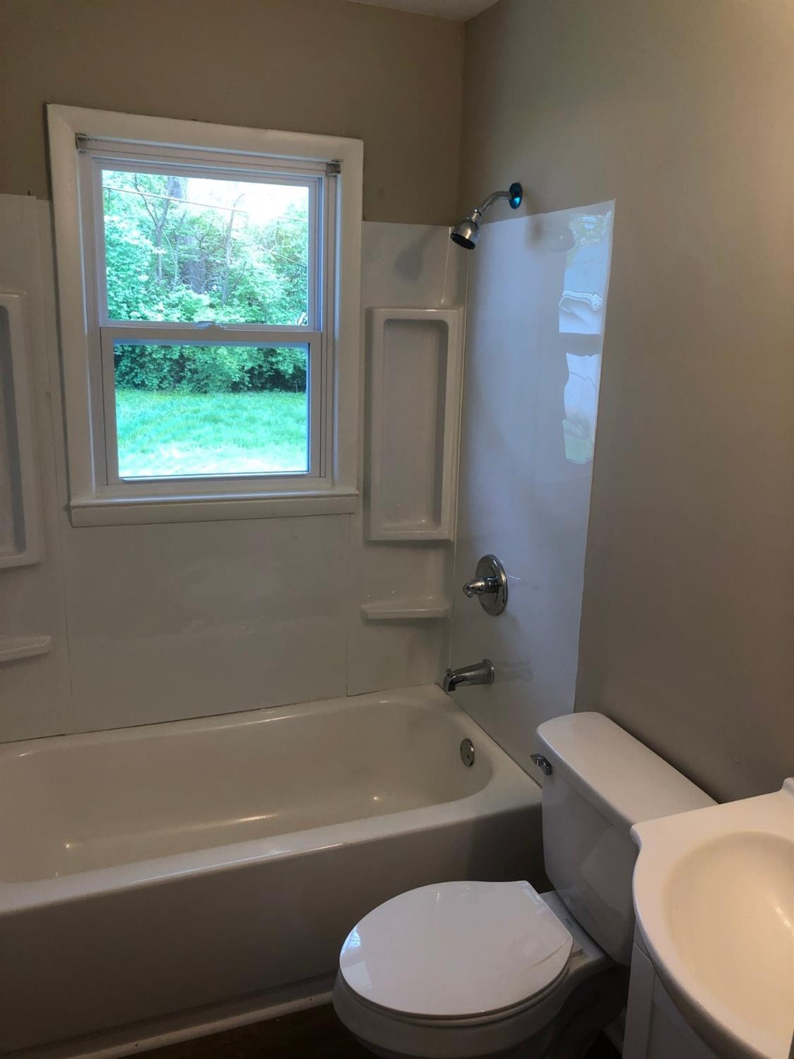 670 Eden Road Lexington, KY 40505 - Photo 5 of 8 Photo 5