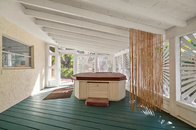 $765,000 | 3033 82nd Way North, St. Petersburg, FL 33710