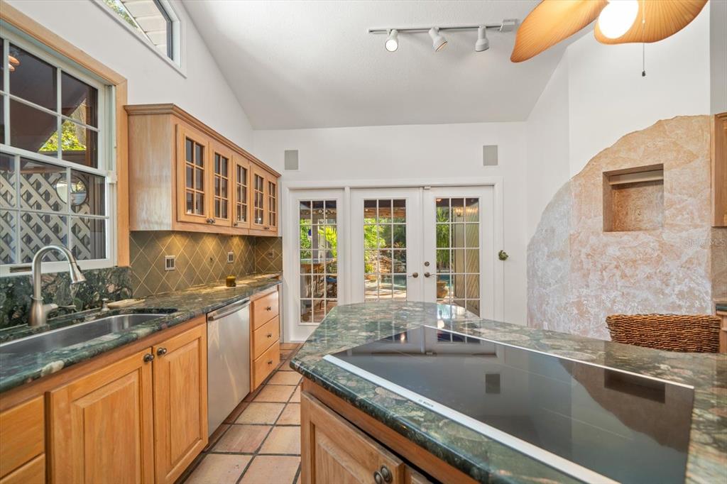3033 82nd Way North St. Petersburg, FL 33710 - Photo 24 of 49