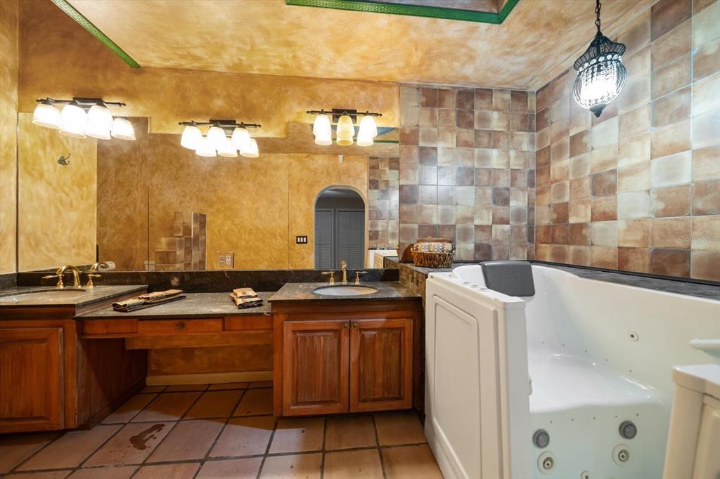 3033 82nd Way North St. Petersburg, FL 33710 - Photo 42 of 49