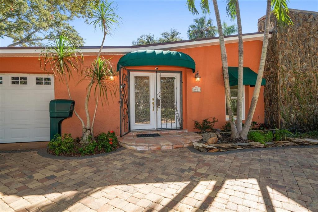 3033 82nd Way North St. Petersburg, FL 33710 - Photo 5 of 49