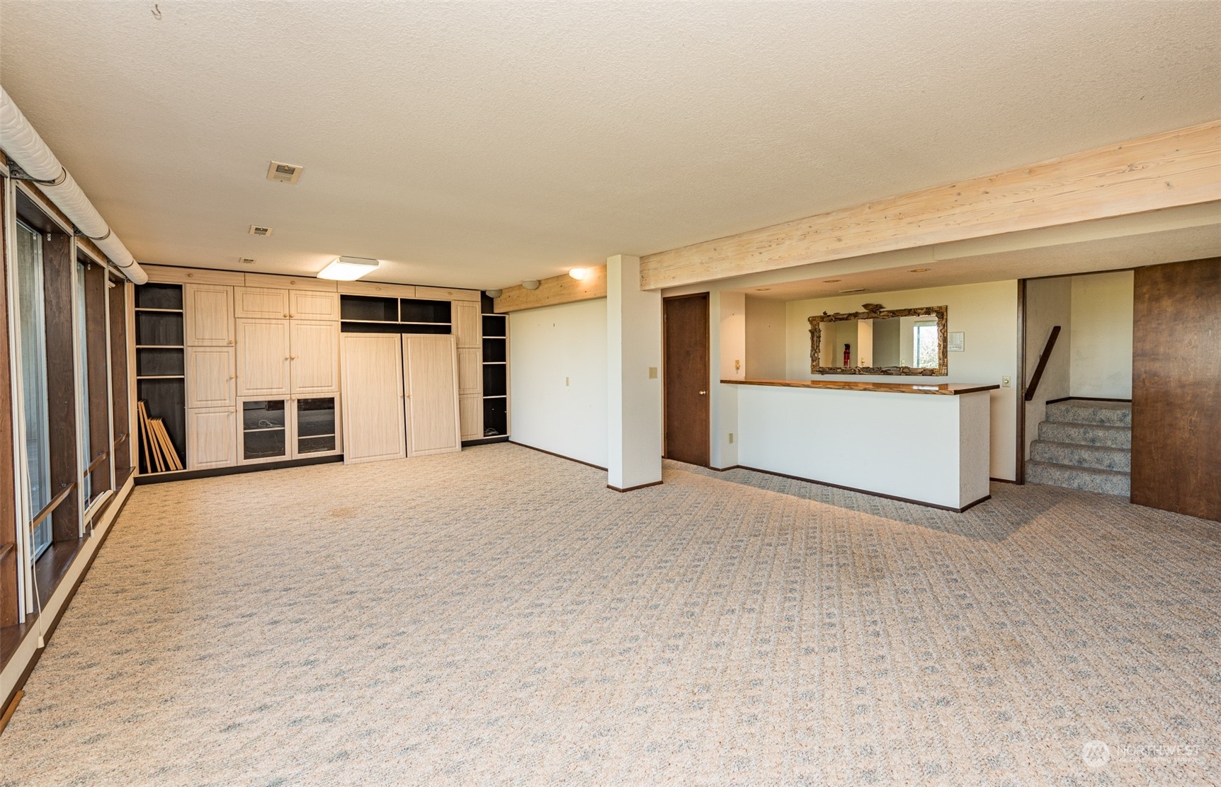 653 Brigadoon Boulevard Sequim, WA 98382 - Photo 26 of 40 a view of a livingroom with an empty space