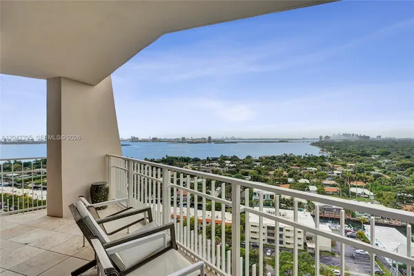 $360,000 | 2000 Towerside Terrace, Unit TS8, Miami, FL 33138