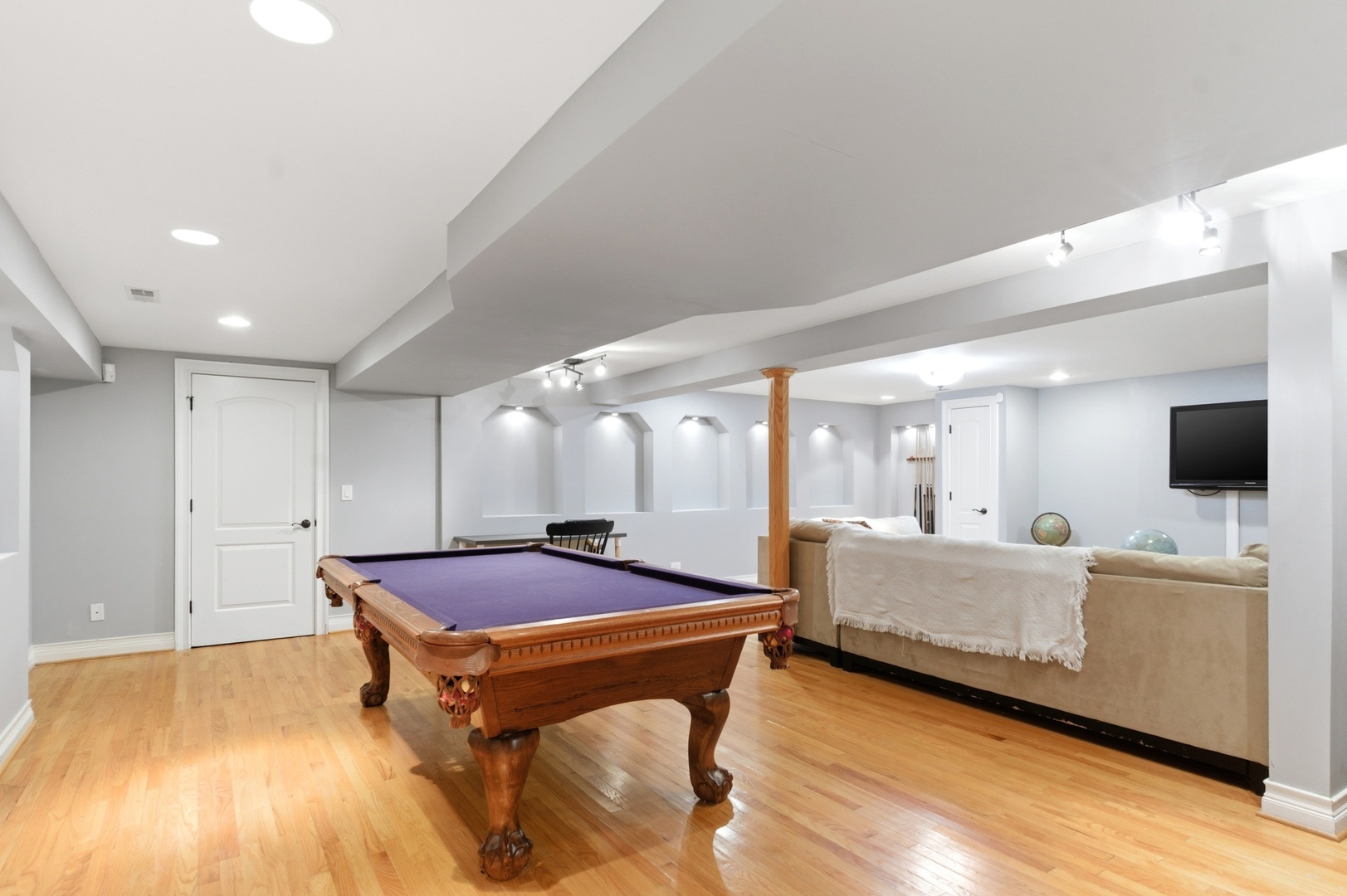 1800 Denison Road Naperville, IL 60565 - Photo 22 of 26