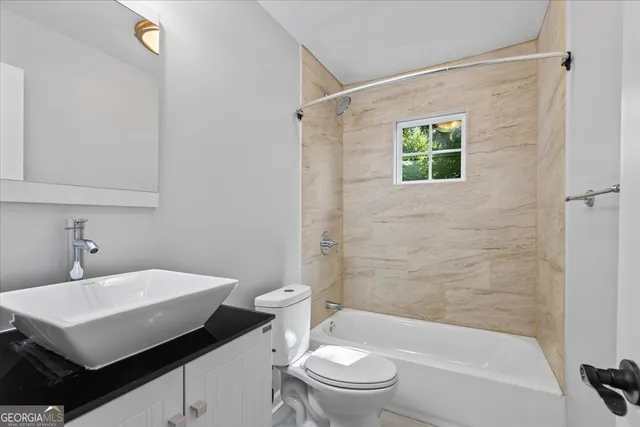 $2,100 | 187 Joe Louis Drive Northwest, Atlanta, GA 30314