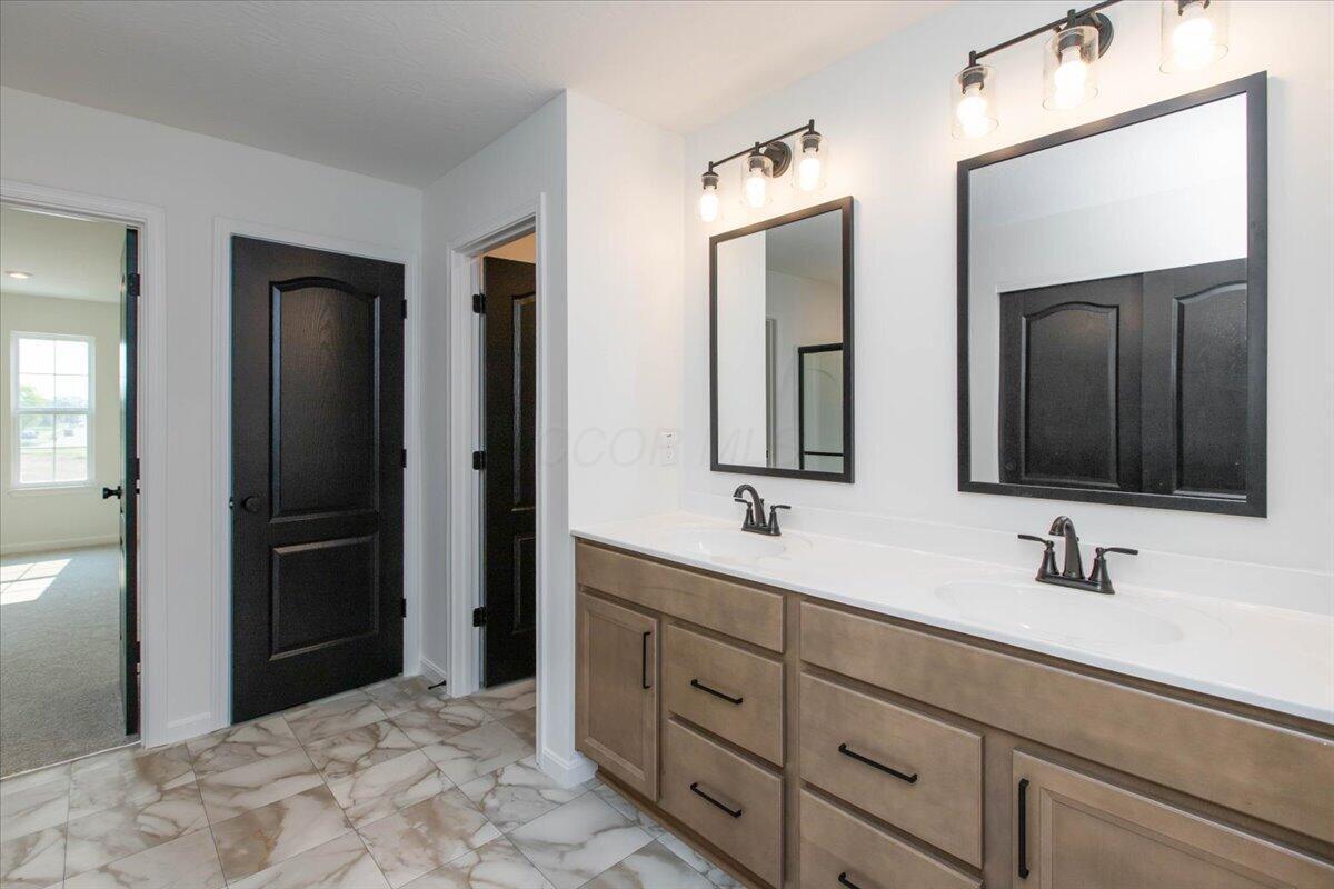 1539 Georgia Road Circleville, OH 43113 - Photo 28 of 44 28-Primary Bath