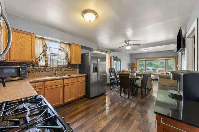 $150,000 | 15033 Paulina Street, Harvey, IL 60426