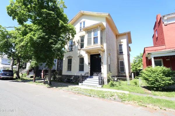 $369,900 | 517 3rd Avenue, Troy, NY 12182