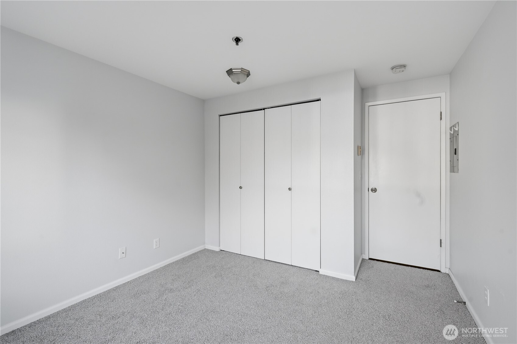 975 Aberdeen Avenue Northeast, Unit F308 Renton, WA 98056 - Photo 13 of 20 a view of an empty room