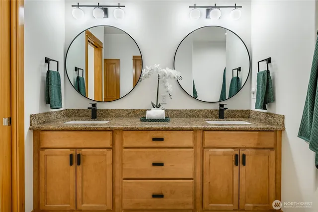 $724,950 | 9002 Gleneagle Drive, Blaine, WA 98230