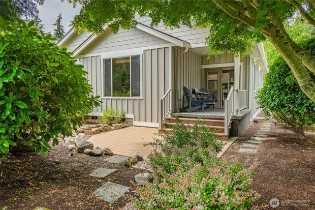 $724,950 | 9002 Gleneagle Drive, Blaine, WA 98230