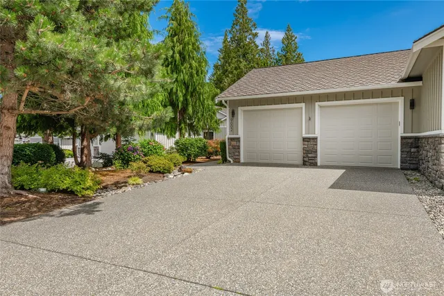 $724,950 | 9002 Gleneagle Drive, Blaine, WA 98230