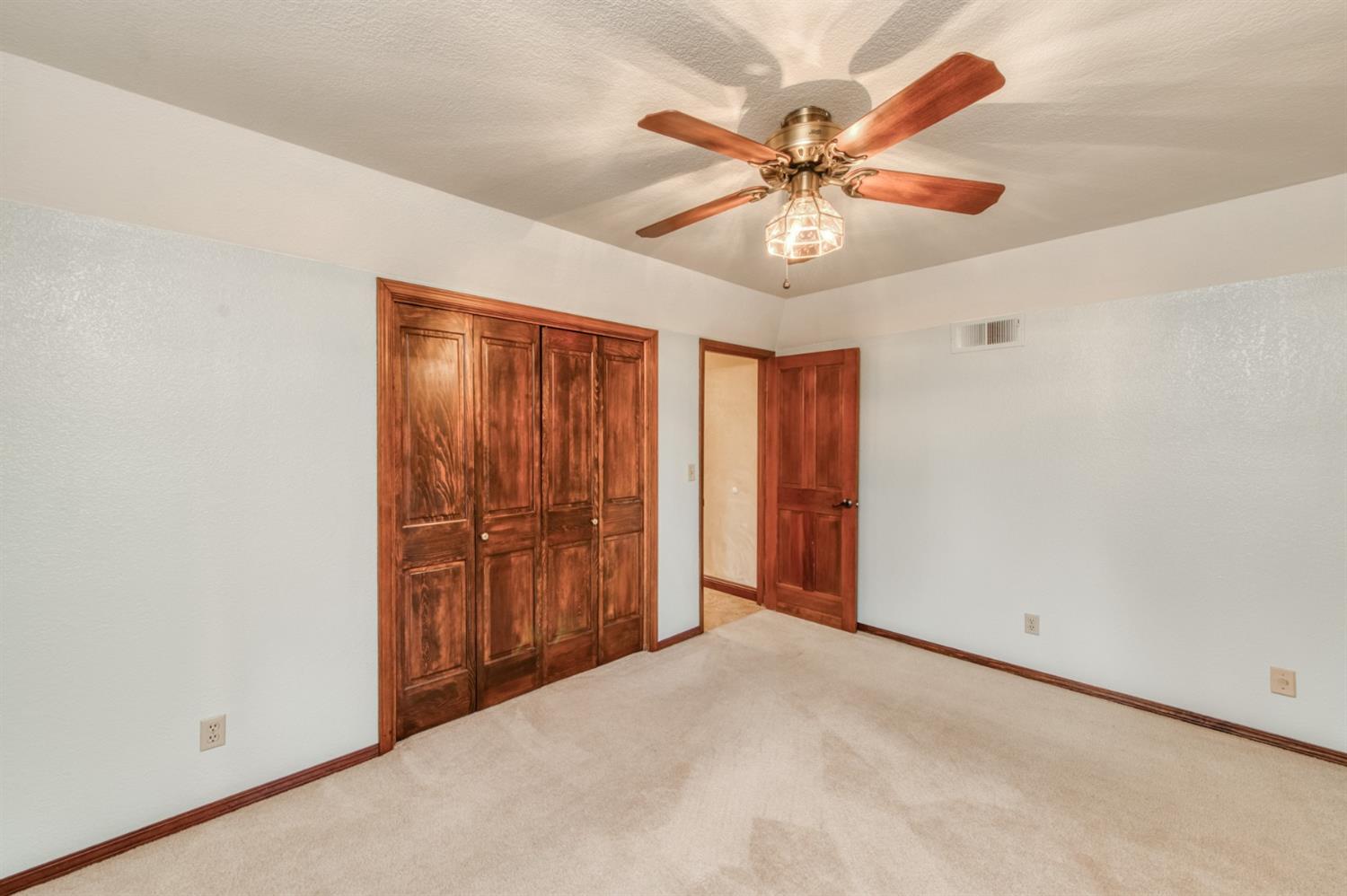 16015 Sample Road Clovis, CA 93619 - Photo 48 of 72 Gallery Image 48