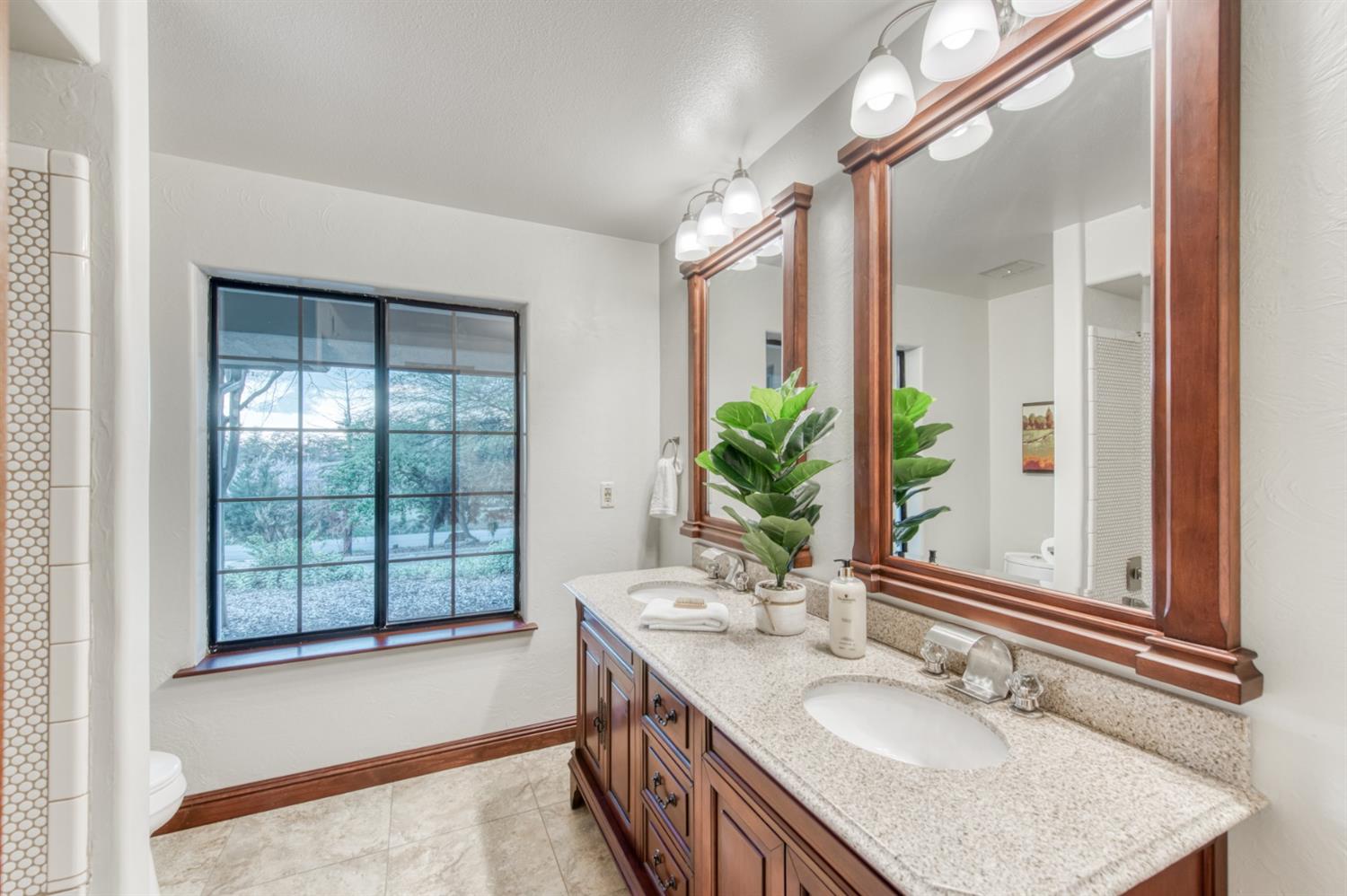 16015 Sample Road Clovis, CA 93619 - Photo 57 of 72 Gallery Image 57