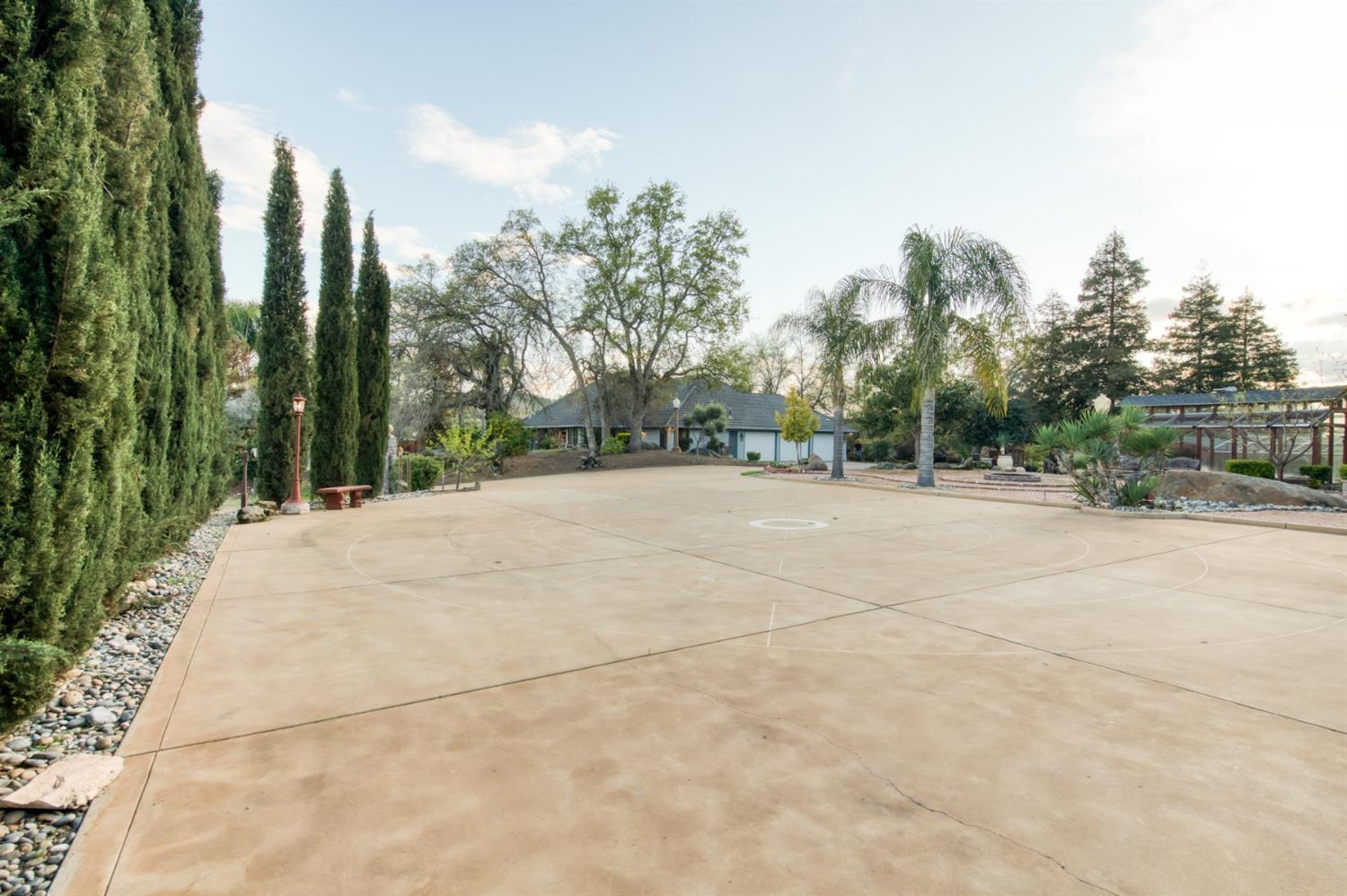 16015 Sample Road Clovis, CA 93619 - Photo 63 of 72 Gallery Image 63