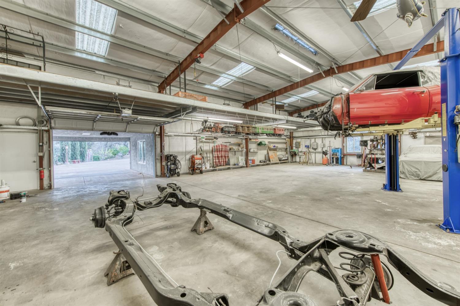16015 Sample Road Clovis, CA 93619 - Photo 66 of 72 Gallery Image 66