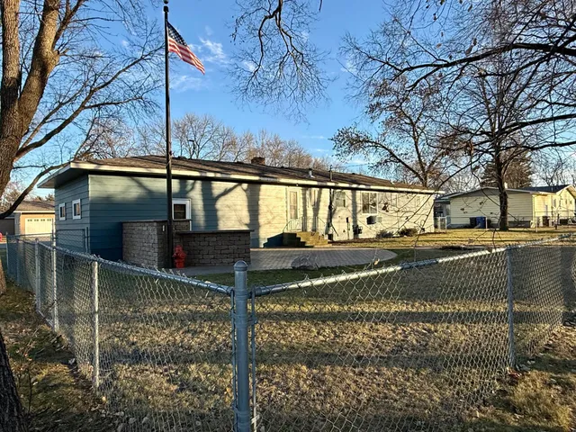 $235,000 | 203 8th Street Southeast, Barnesville, MN 56514