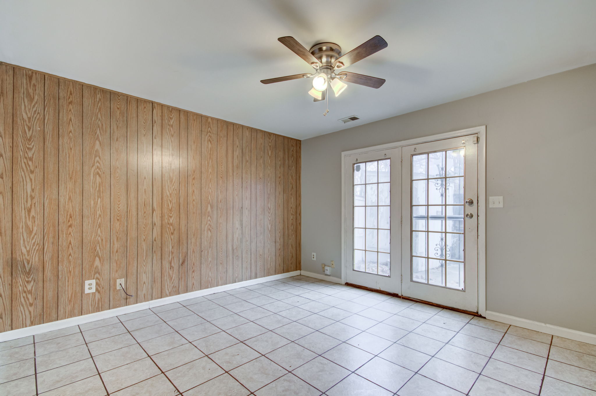 6314 Commons Drive Indianapolis, IN 46254 - Photo 11 of 28