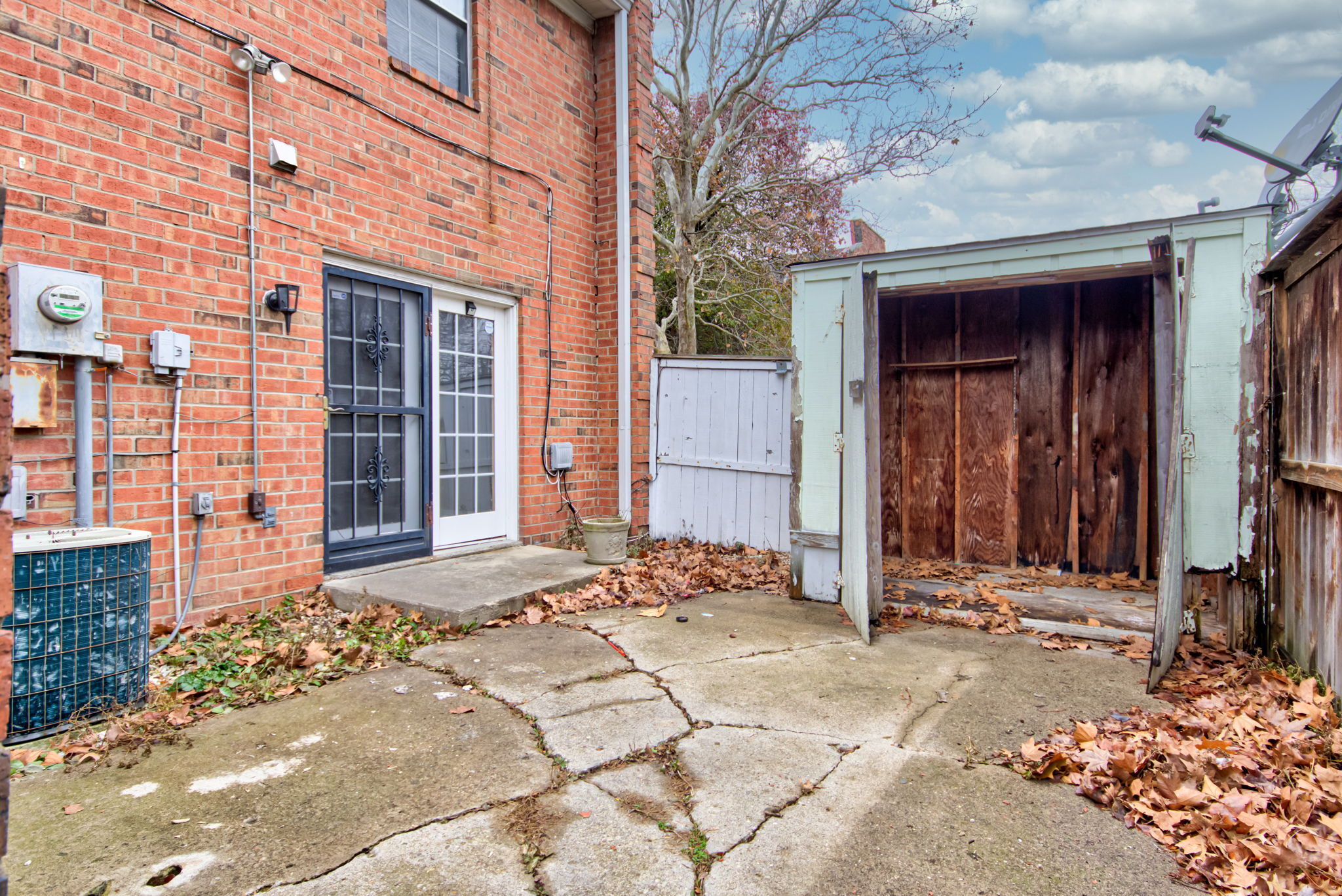 6314 Commons Drive Indianapolis, IN 46254 - Photo 25 of 28