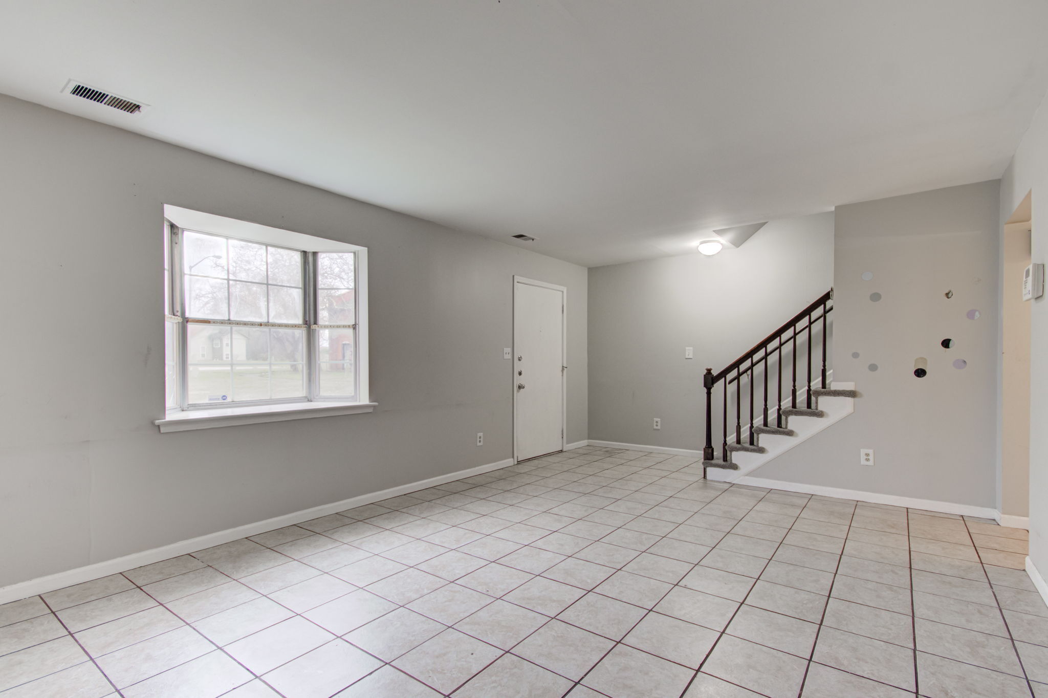 6314 Commons Drive Indianapolis, IN 46254 - Photo 5 of 28