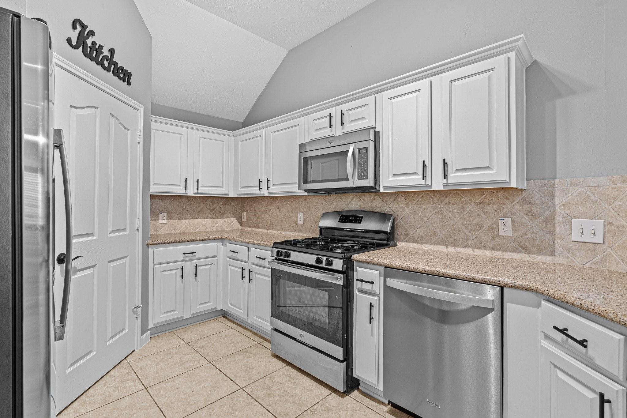 78 Dawns Edge Conroe, TX 77356 - Photo 8 of 20