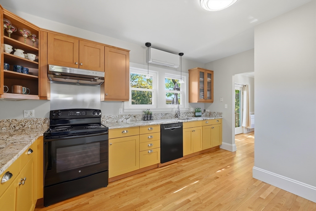 45 Sunset Road Arlington, MA 02474 - Photo 16 of 42 Gallery Image 16