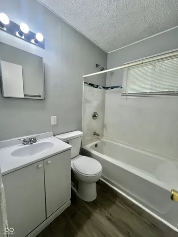 $129,999 | 2933 North Gladstone Avenue, Indianapolis, IN 46218