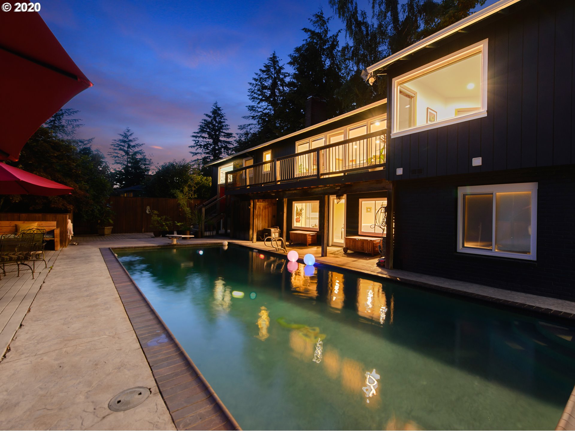 20 Southwest Ridge Drive Portland, OR 97219 - Photo 30 of 32