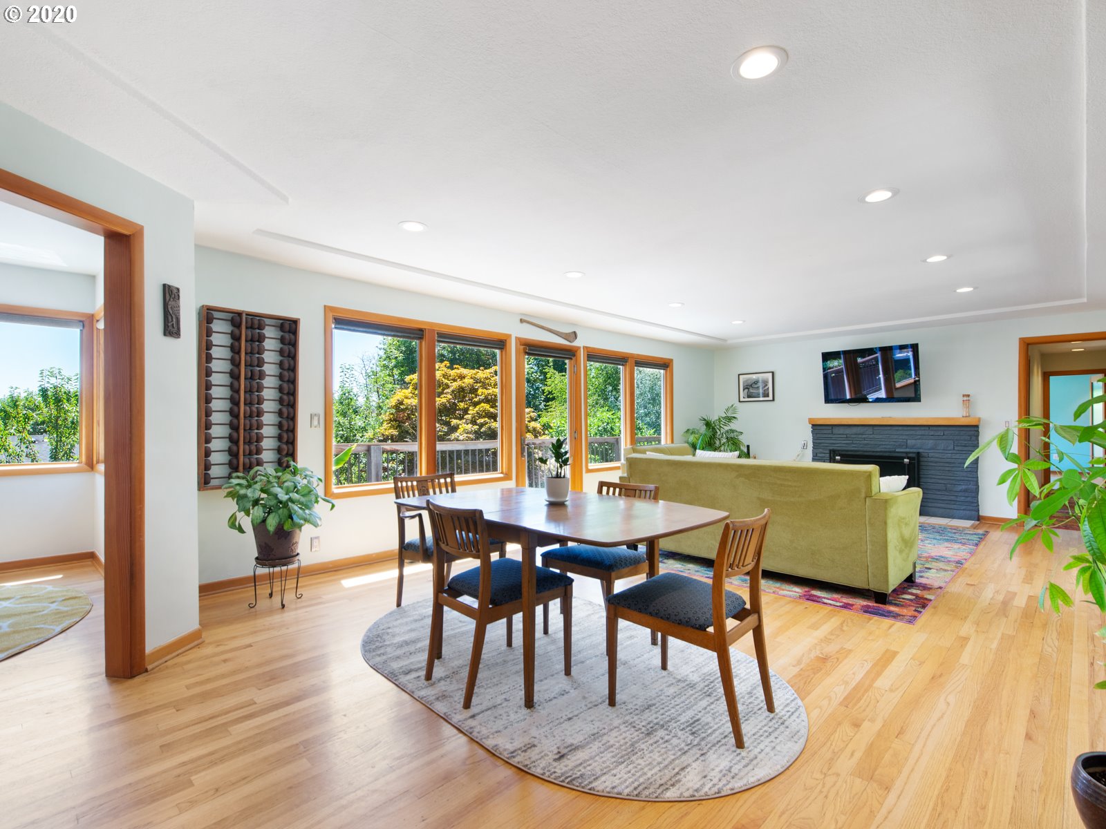 20 Southwest Ridge Drive Portland, OR 97219 - Photo 7 of 32